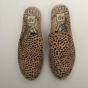 Dolce Vita Cheetah Print Esperdrilles size 9